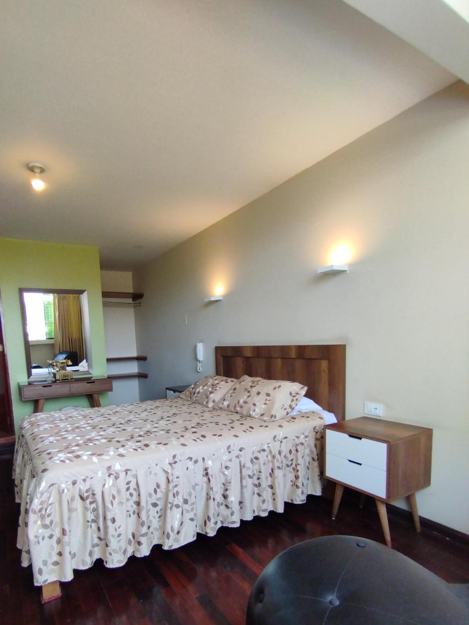 Montreal Hostal Lima Eksteriør bilde